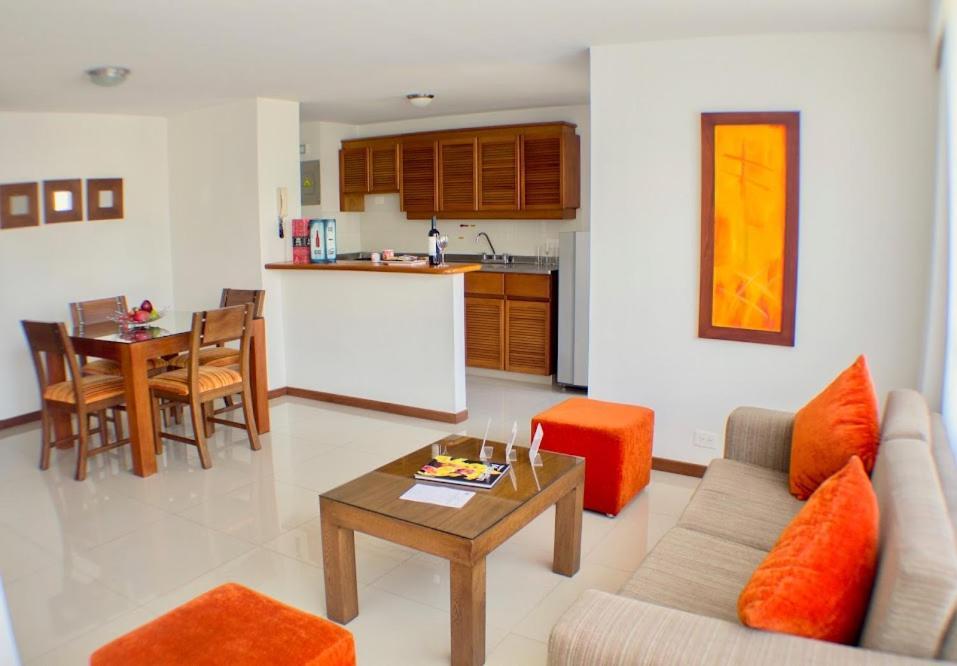 Portal Del Rodeo Apartahotel Medellin Luaran gambar